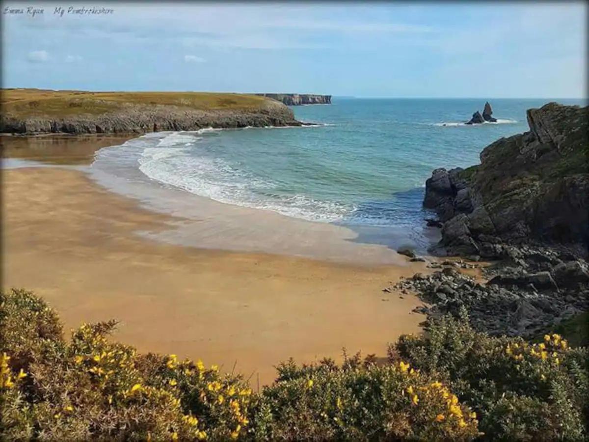 Broadhaven Cottage, Freshwater East, Pembs Pembroke Luaran gambar